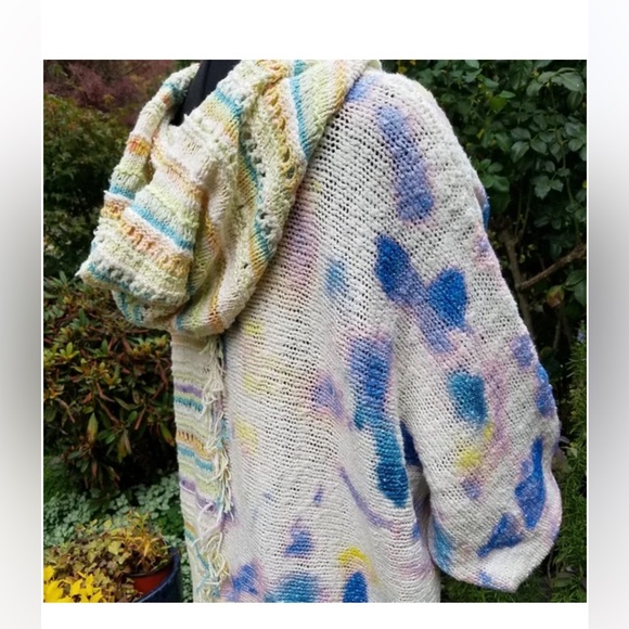 Free People Flower Child Poncho Sweater Hooded Tie Dye Patchwork size small - Picture 4 of 14